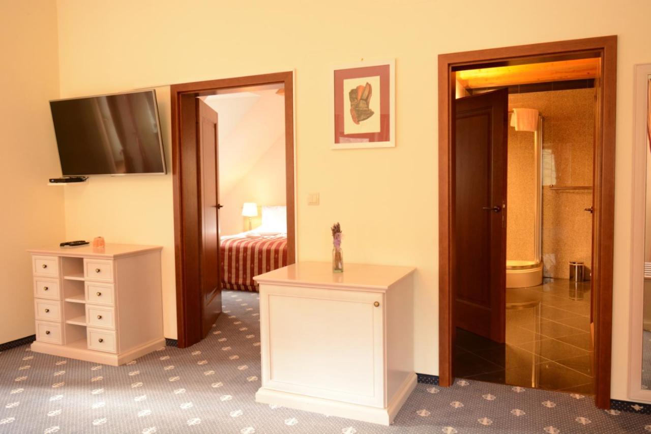 Hotel Hradna Brana 브라티슬라바 외부 사진