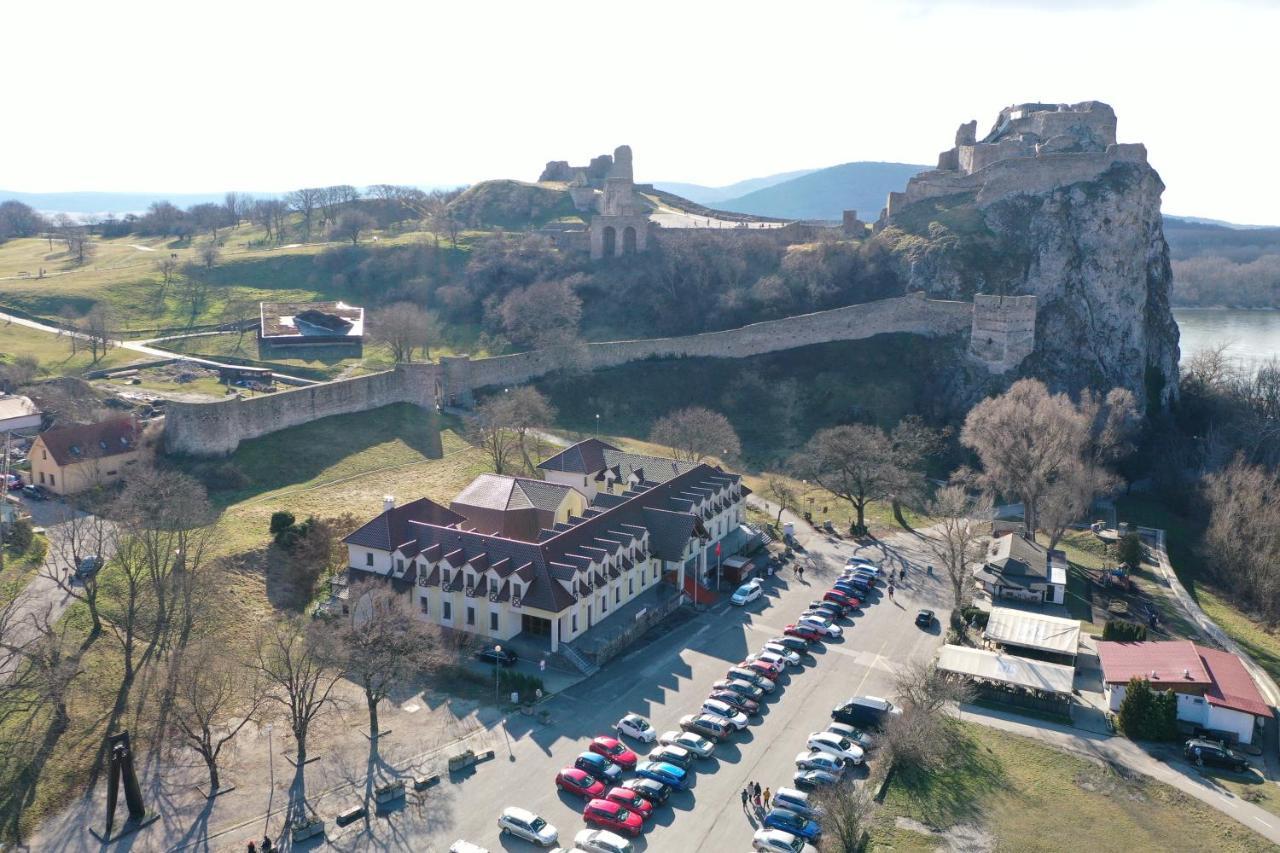 Hotel Hradna Brana 브라티슬라바 외부 사진