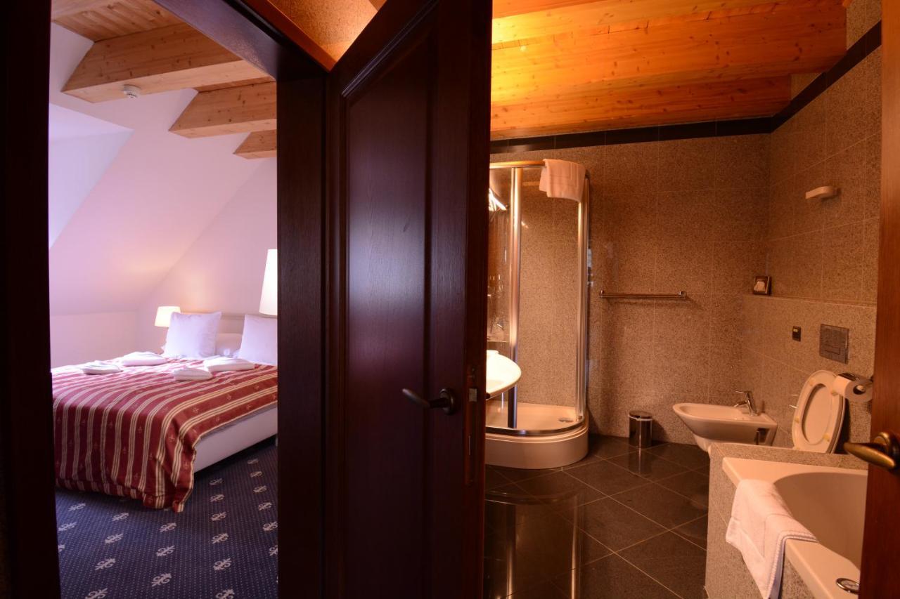 Hotel Hradna Brana 브라티슬라바 외부 사진