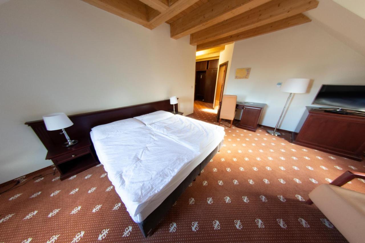 Hotel Hradna Brana 브라티슬라바 외부 사진