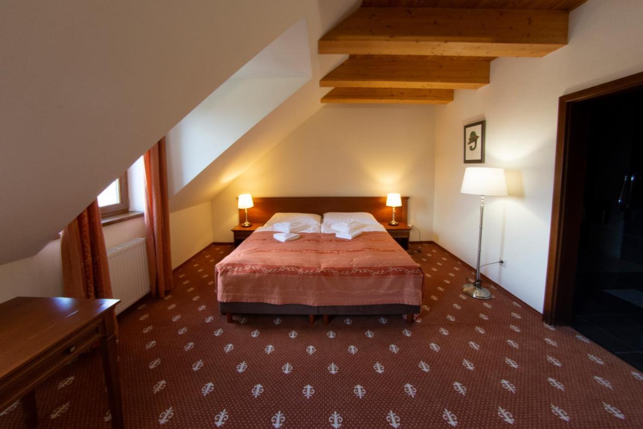 Hotel Hradna Brana 브라티슬라바 외부 사진