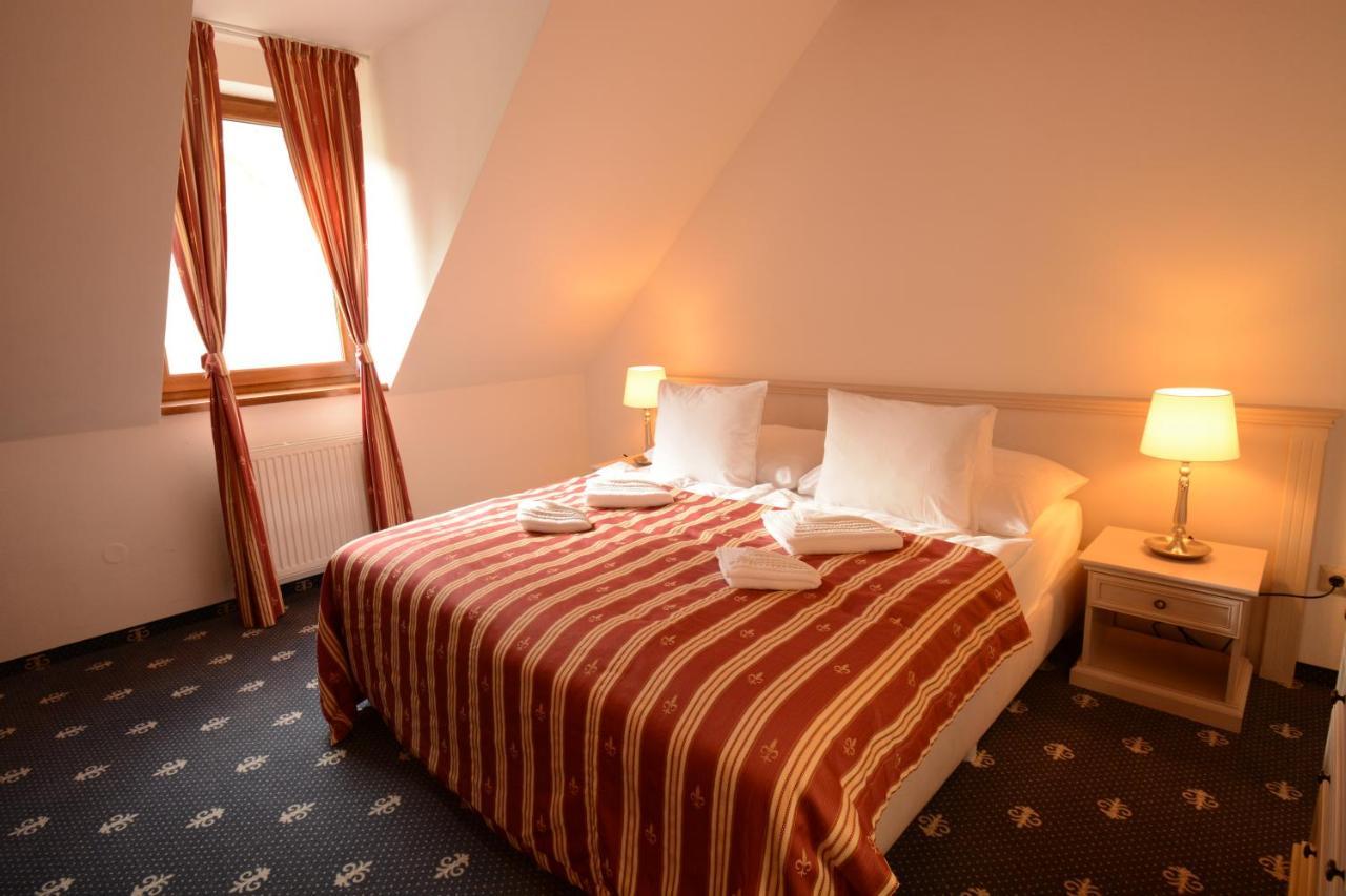 Hotel Hradna Brana 브라티슬라바 외부 사진