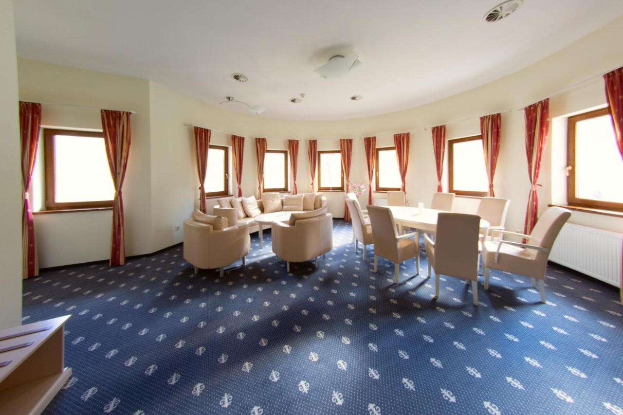 Hotel Hradna Brana 브라티슬라바 외부 사진