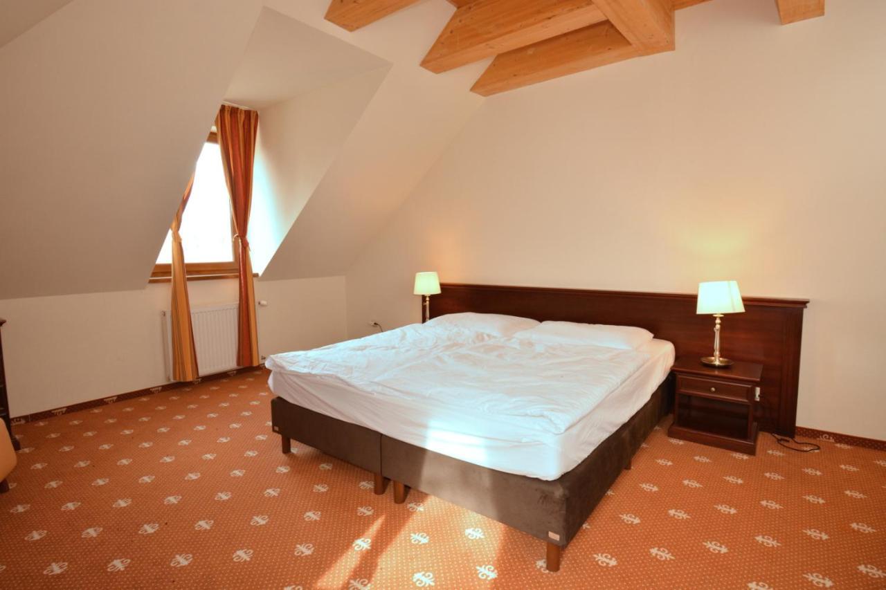 Hotel Hradna Brana 브라티슬라바 외부 사진